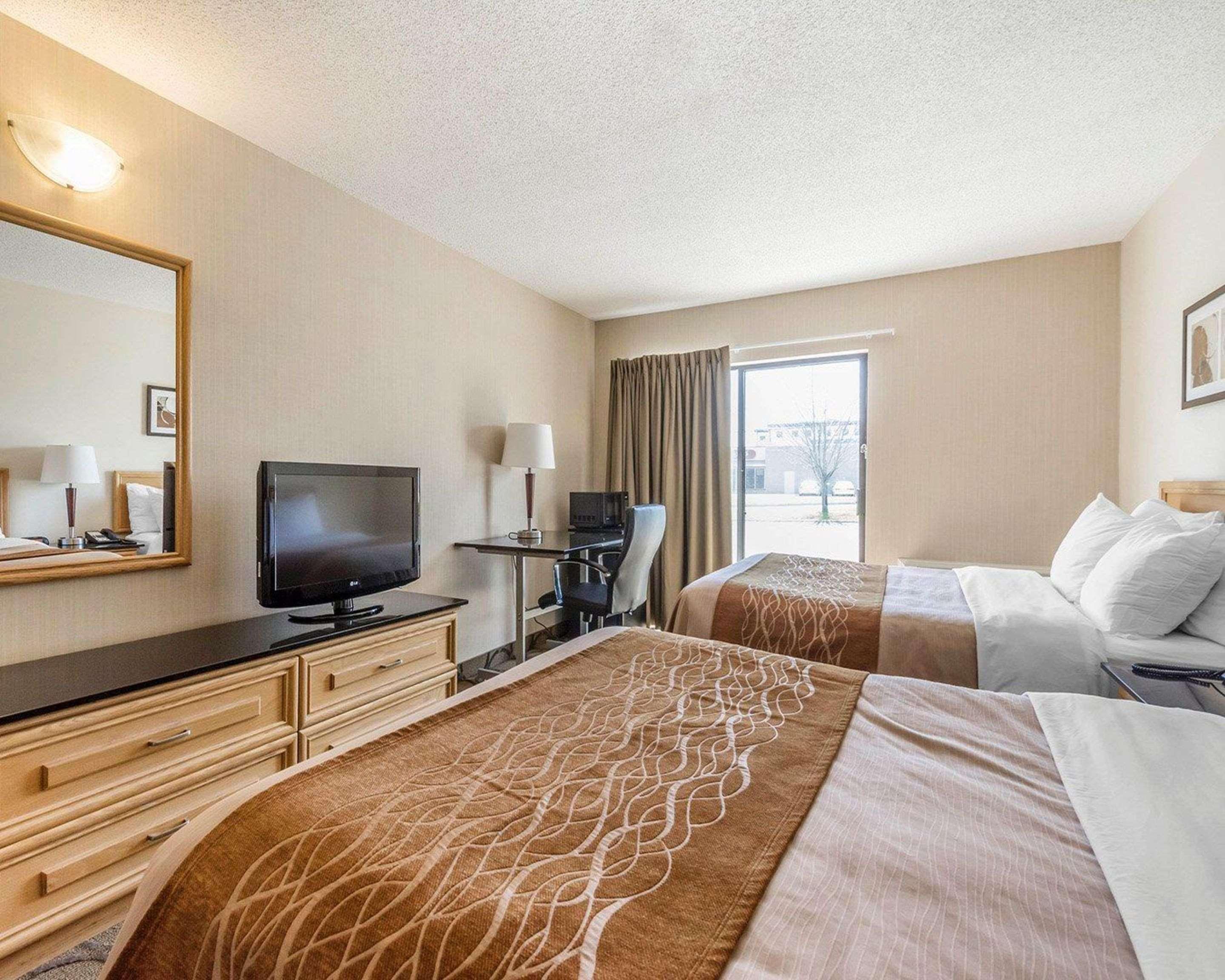 Comfort Inn Thetford Mines Exterior foto